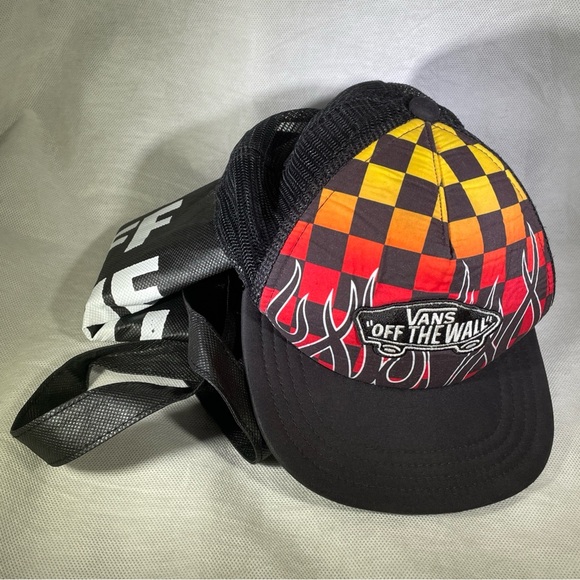 Vans “Off The Wall” Mens Snapback Hat Cap Flames Checkered Adj. Trucker Plus Bag - Picture 14 of 16